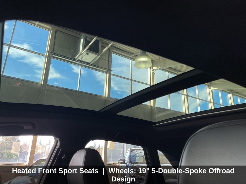 Used 2018 Audi Q3 2.0T Premium w/ Convenience Package image 17