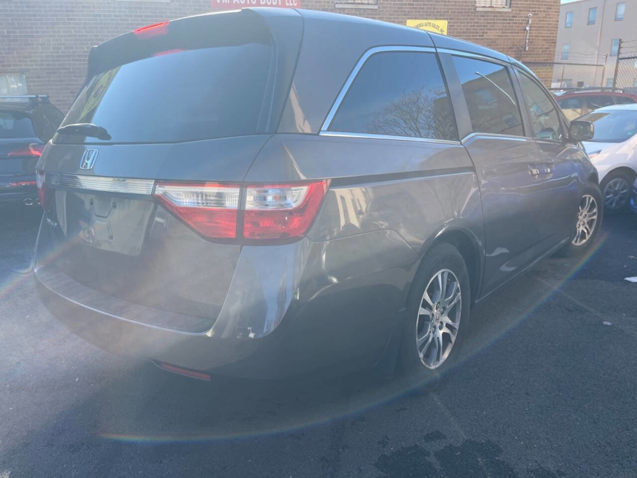 Used 2012 Honda Odyssey EX image 5