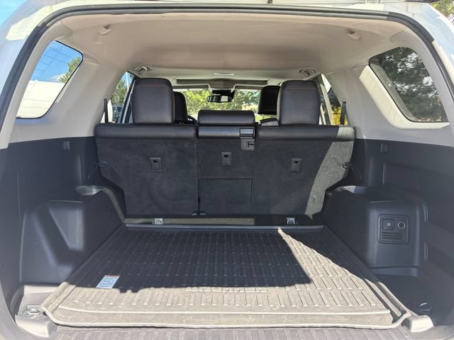 Used 2021 Toyota 4Runner Venture w/ Moonroof Package AWD/4WD image 33