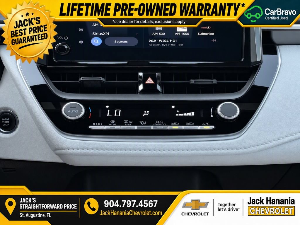 Used 2024 Toyota Corolla SE FWD image 11