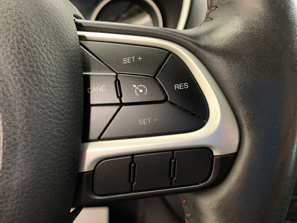 Used 2019 Jeep Compass Limited AWD/4WD image 24
