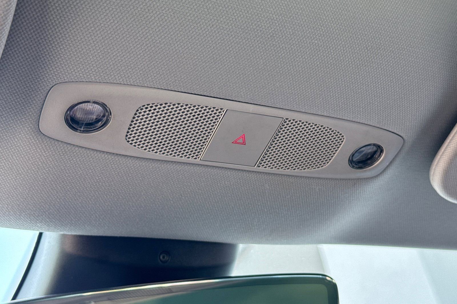 Used 2023 Tesla Model 3 Standard Range image 24