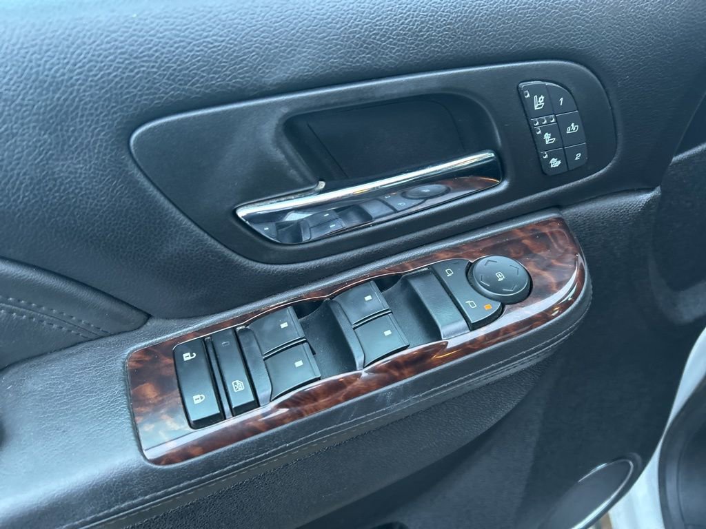 Used 2013 GMC Sierra 3500 Denali image 14