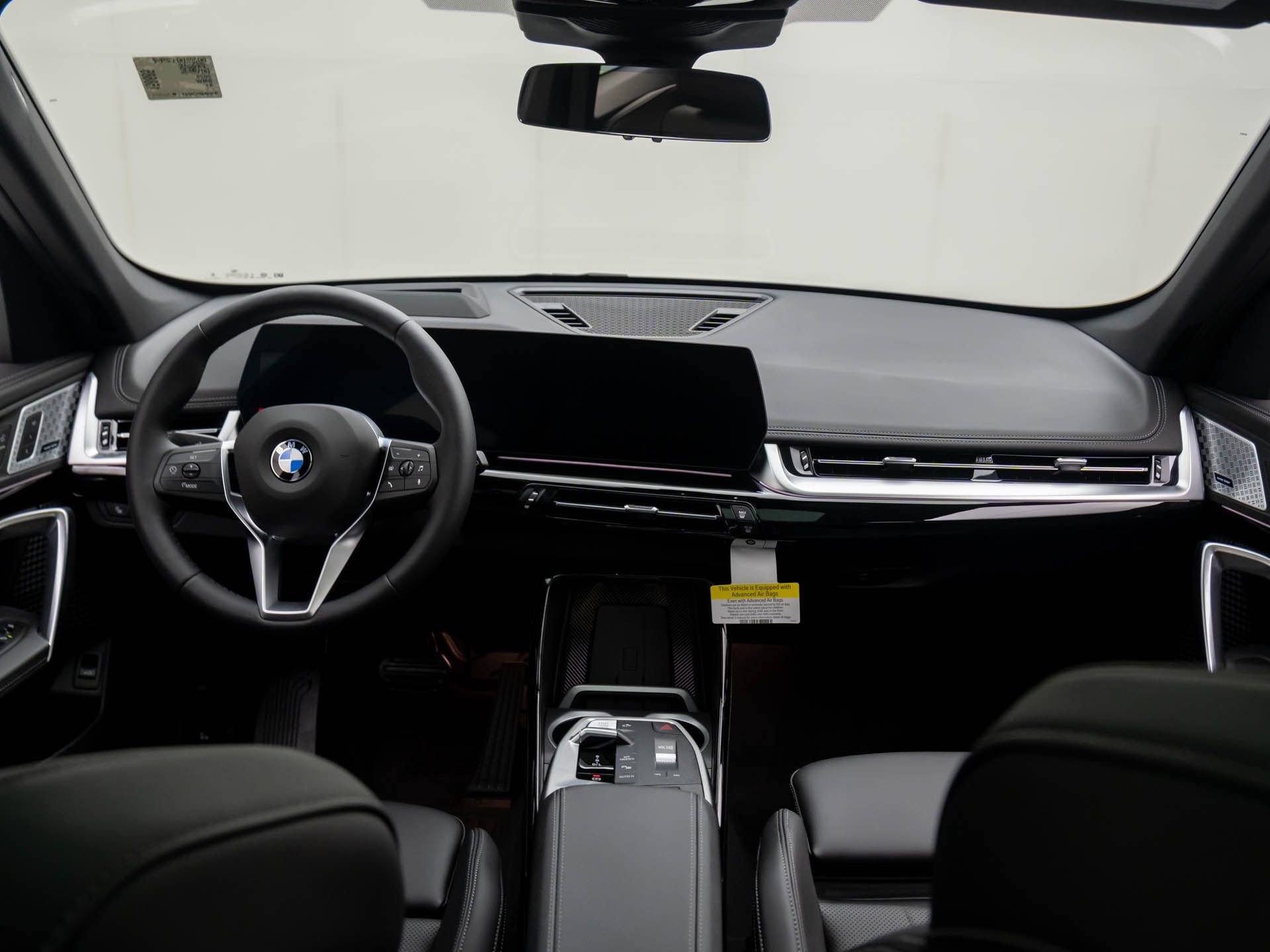 Certified 2025 BMW X1 xDrive28i w/ Technology Package image 10