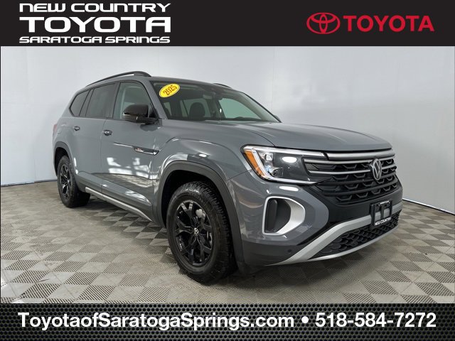 Used 2025 Volkswagen Atlas Peak Edition SE