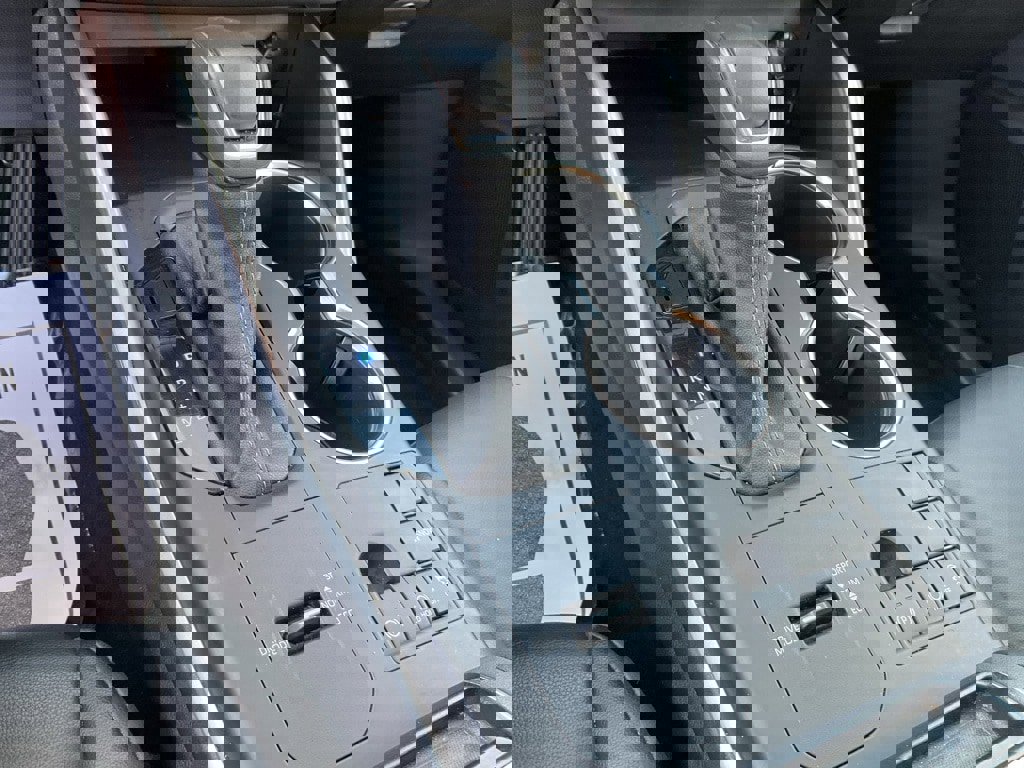 Used 2023 Toyota Highlander XLE image 11