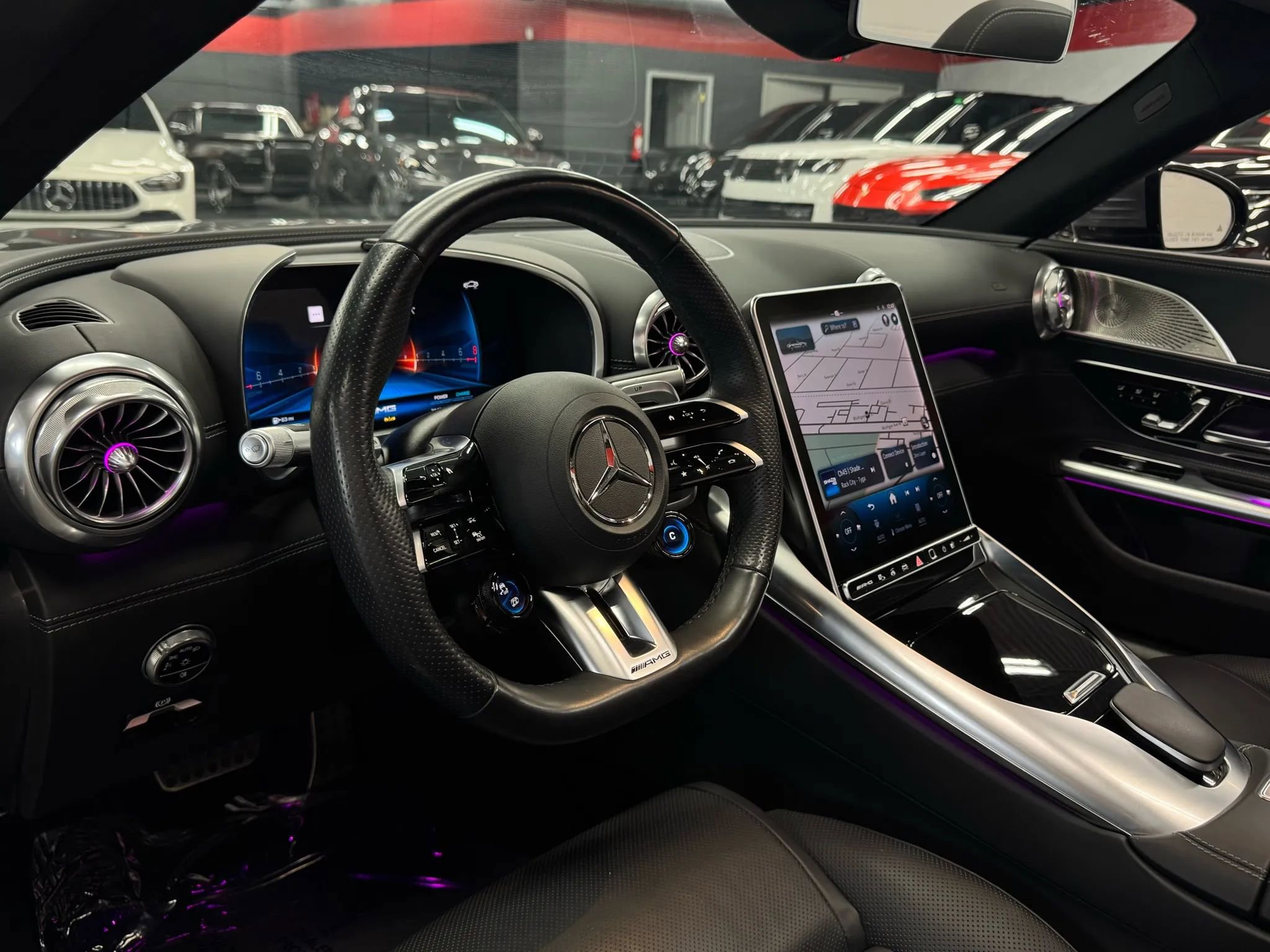 Used 2023 Mercedes-Benz SL 43 AMG w/ Driver Assistance Package image 18