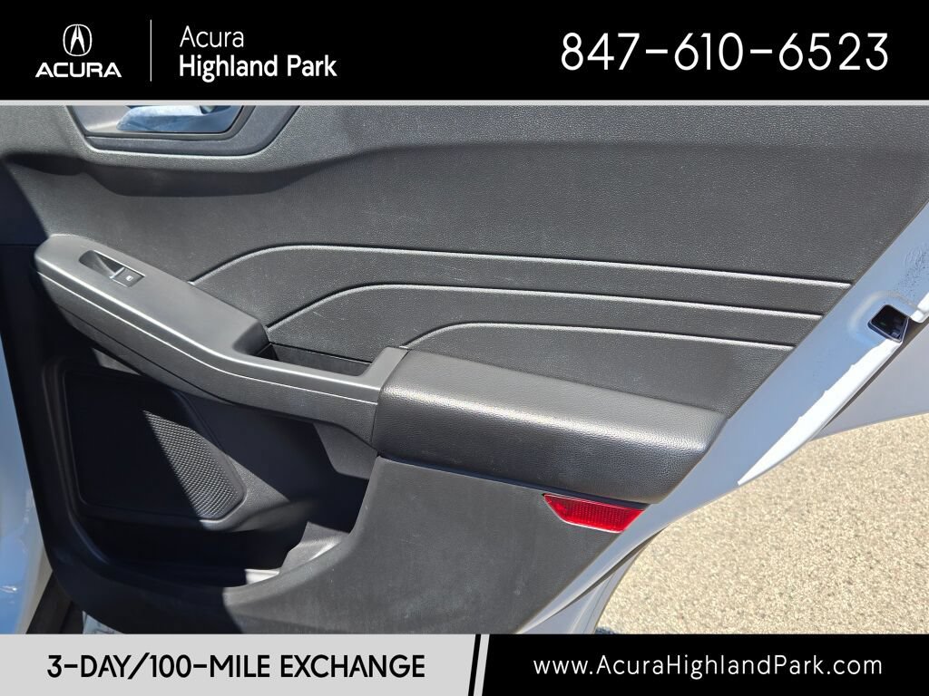 Used 2023 Ford Escape ST-Line FWD image 9