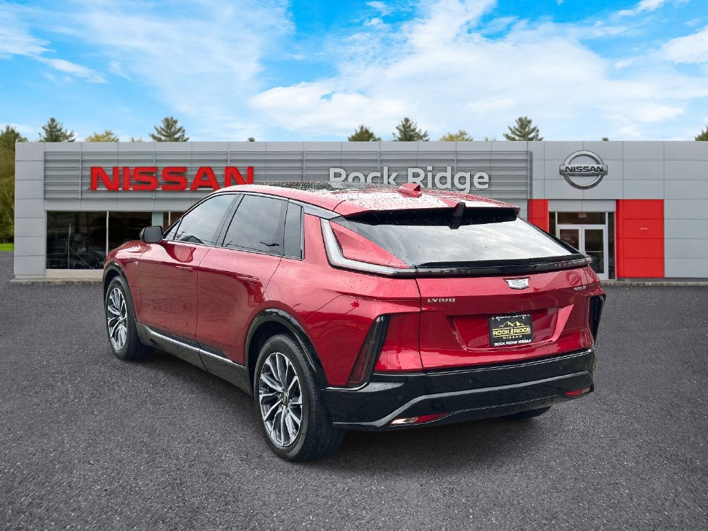 Used 2024 Cadillac Lyriq Sport RWD image 4