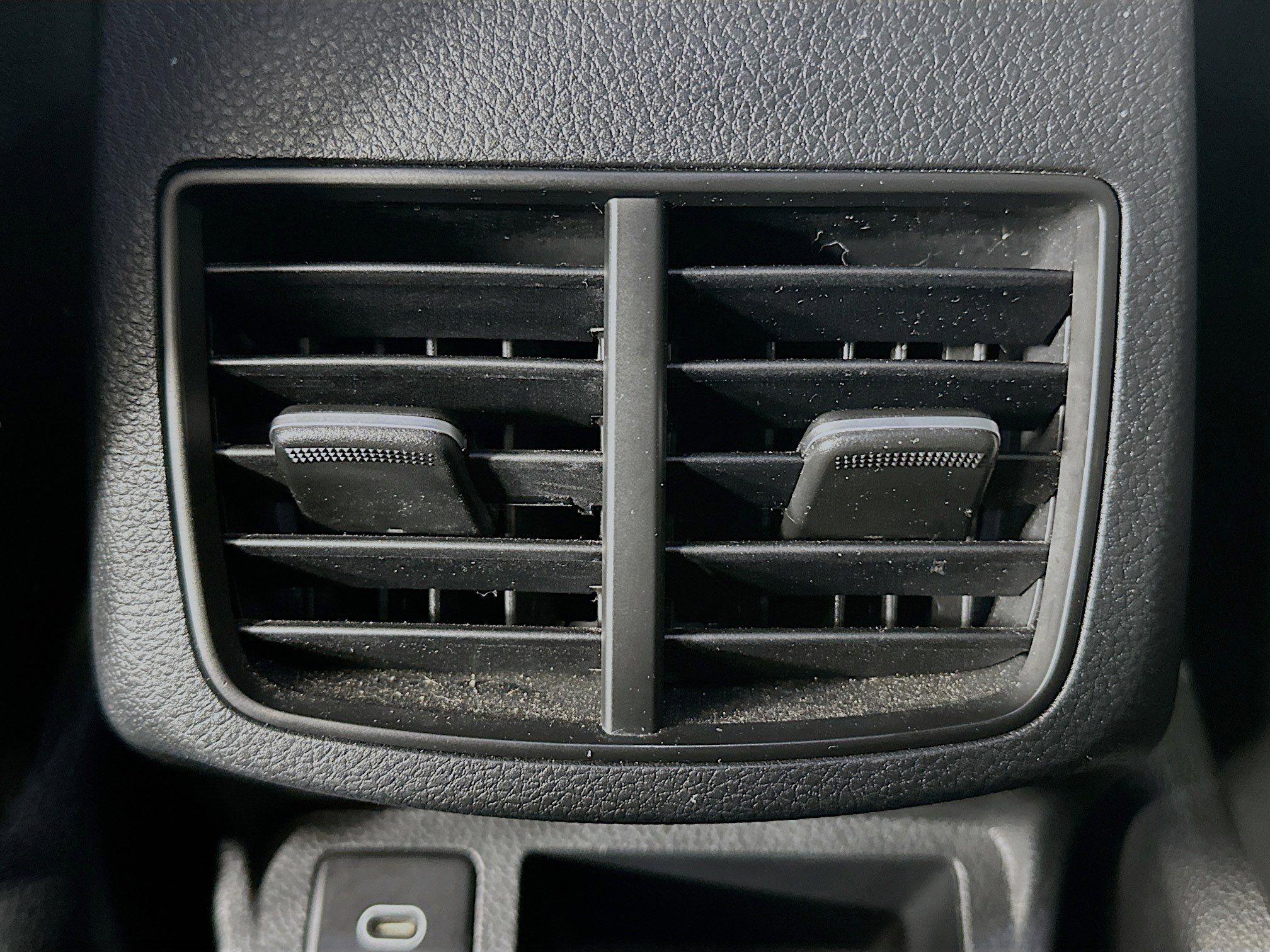 Used 2025 Kia Seltos S image 26