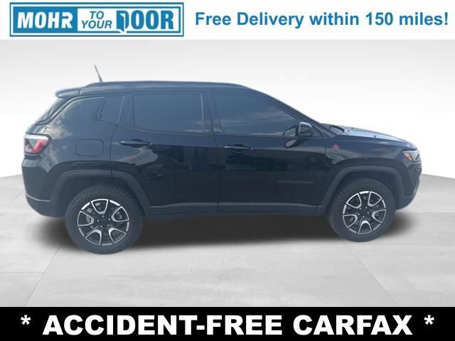 Used 2024 Jeep Compass Trailhawk w/ Sun and Sound Group image 5