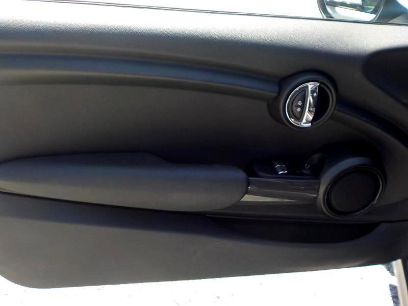 Used 2016 MINI Cooper 2-Door Hardtop image 9