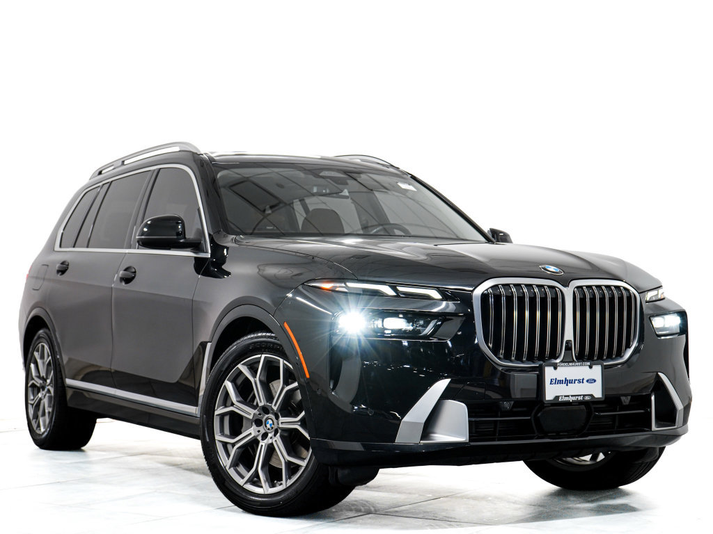 Used 2024 BMW X7 xDrive40i w/ Parking Assistance Package AWD/4WD image 1