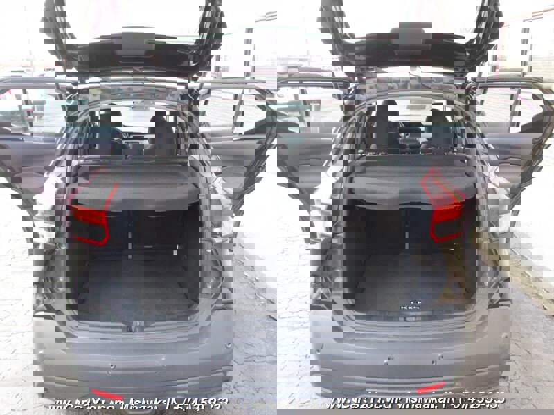 Used 2020 Nissan Kicks S image 13