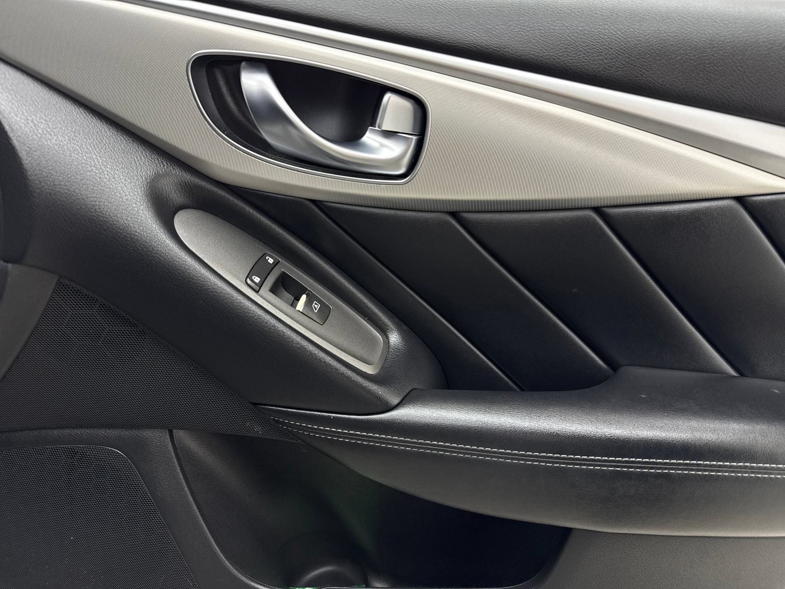 Used 2020 INFINITI Q50 Luxe AWD/4WD image 41