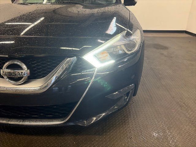 Used 2017 Nissan Maxima Platinum image 8