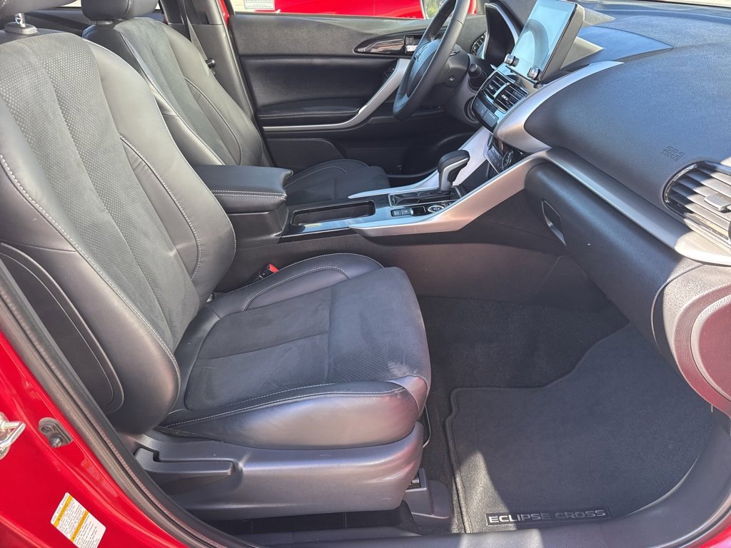 Used 2023 Mitsubishi Eclipse Cross SE image 24