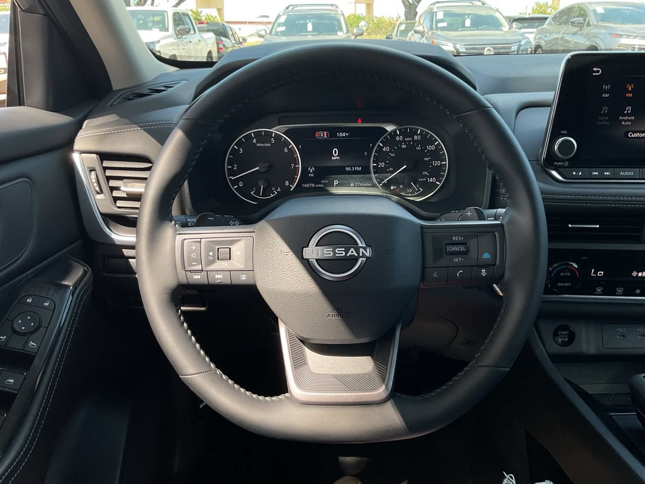 Used 2026 Nissan Rogue SV AWD/4WD image 28