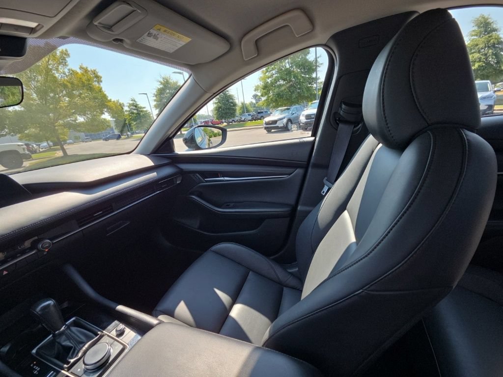 Used 2024 MAZDA MAZDA3 s FWD image 17