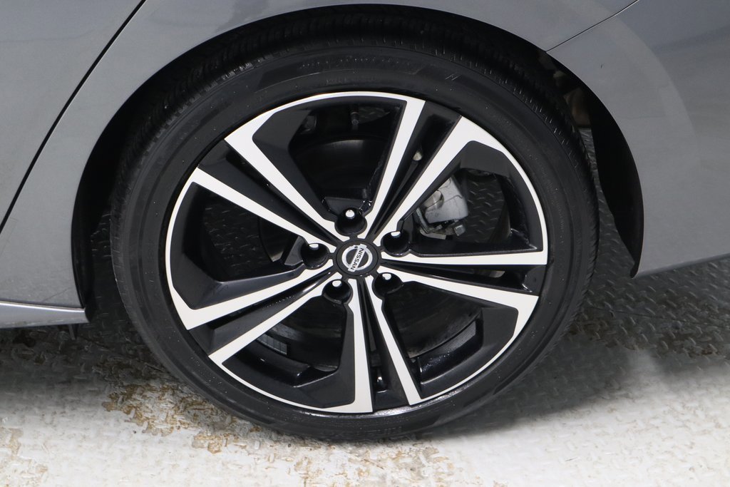 Certified 2023 Nissan Sentra SR w/ SR Premium Package image 19
