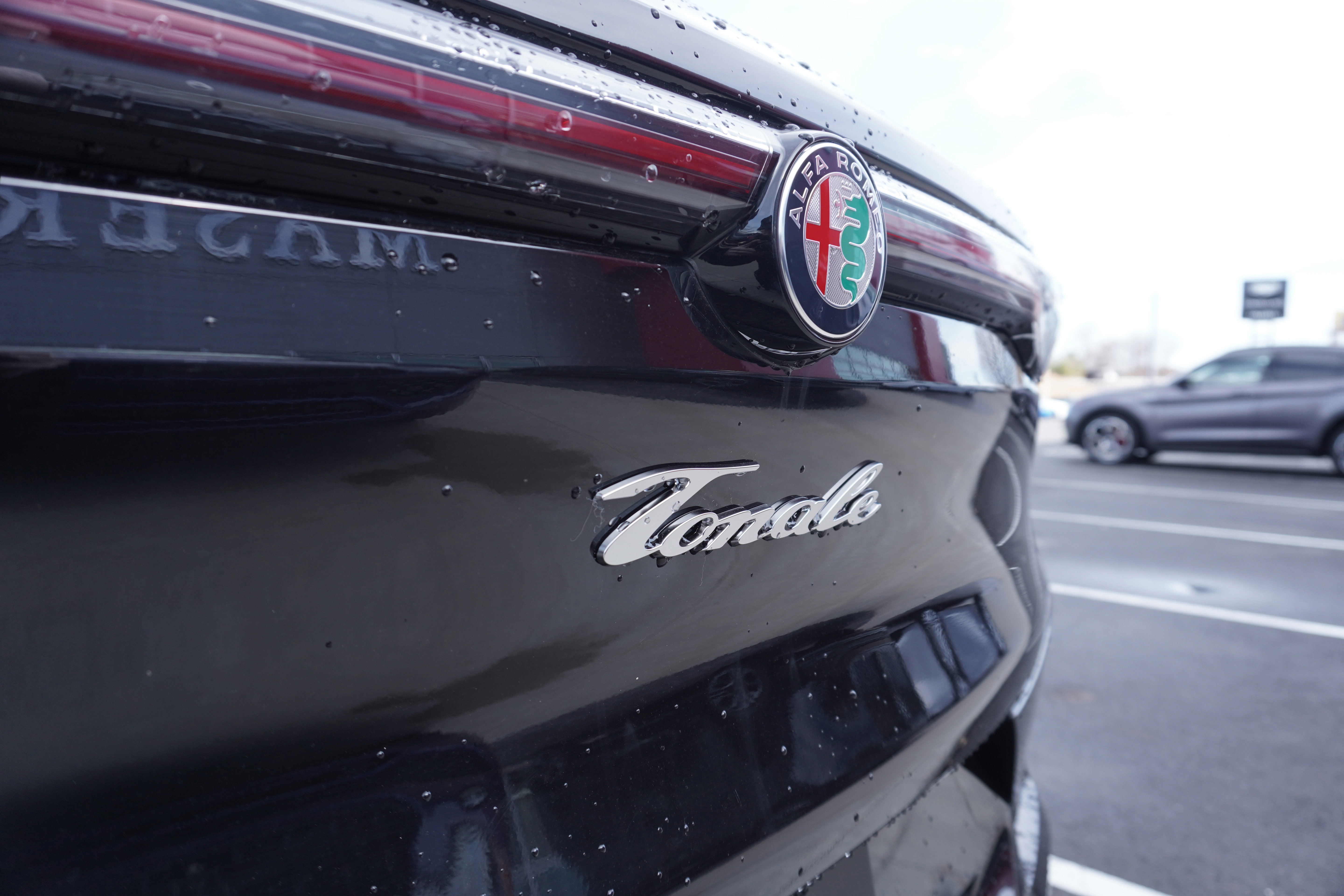 Used 2024 Alfa Romeo Tonale Ti image 4