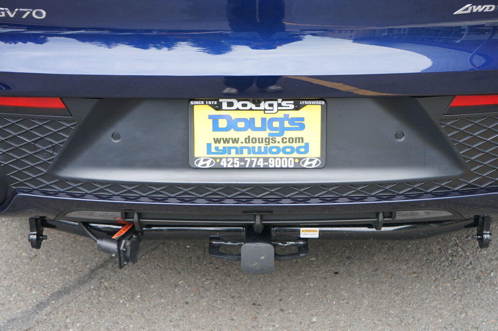 Used 2025 Genesis GV70 3.5T Sport w/ Sport Prestige Package image 12