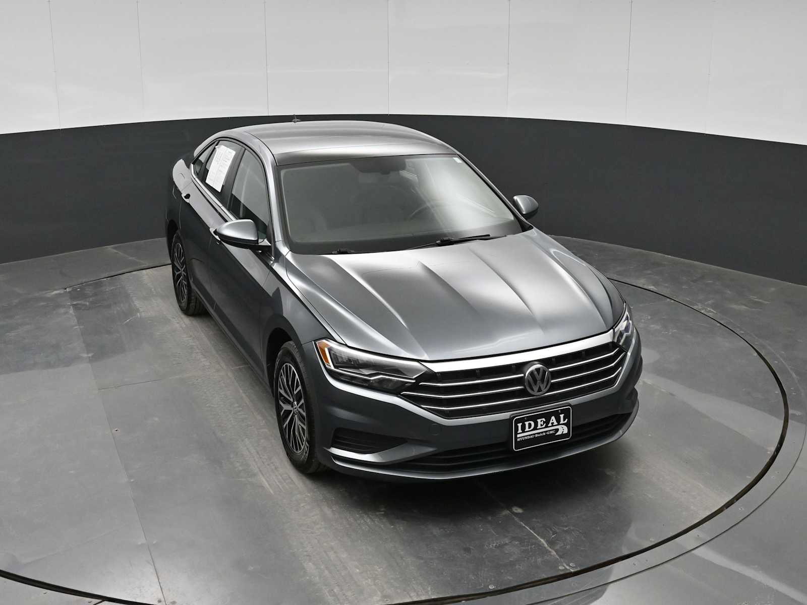 Used 2021 Volkswagen Jetta SE FWD image 26