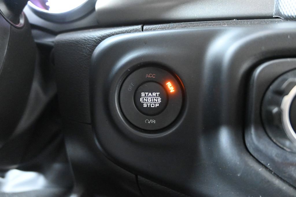 Used 2023 Jeep Wrangler Sport S image 29