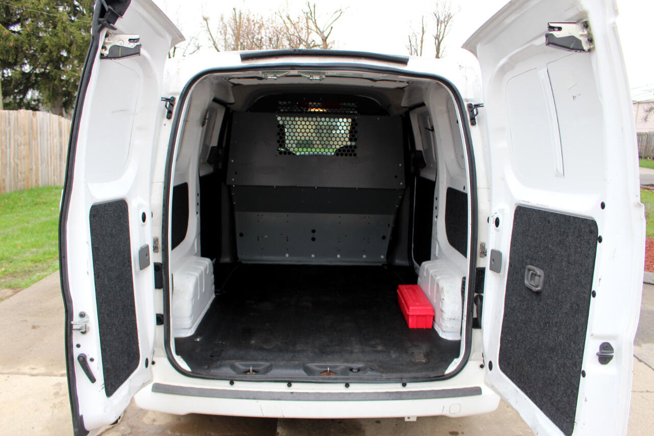 Used 2018 Nissan NV200 SV image 28