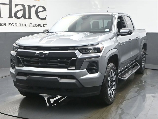 Used 2023 Chevrolet Colorado LT w/ LT Convenience Package III image 7