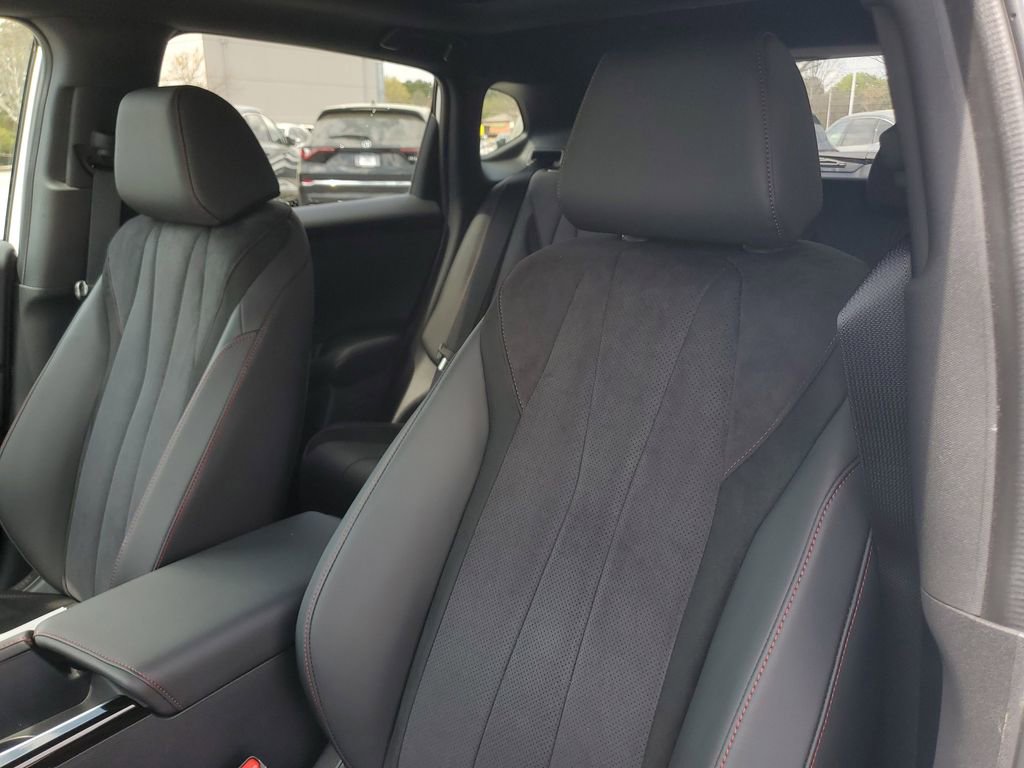 Certified 2025 Acura ADX A-Spec image 18