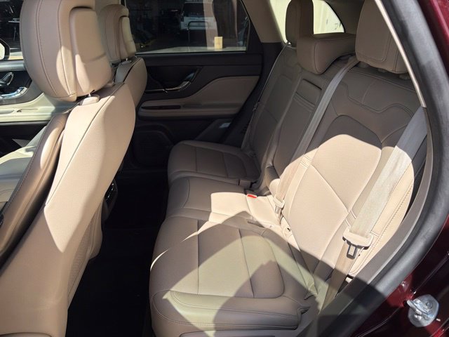 Used 2020 Lincoln Corsair AWD w/ Equipment Group 101A image 17