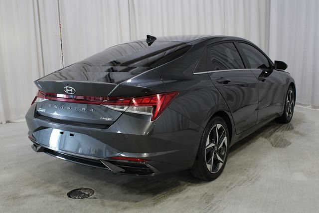 Used 2023 Hyundai Elantra Limited FWD image 28