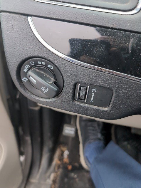 Used 2017 Dodge Grand Caravan SXT image 14