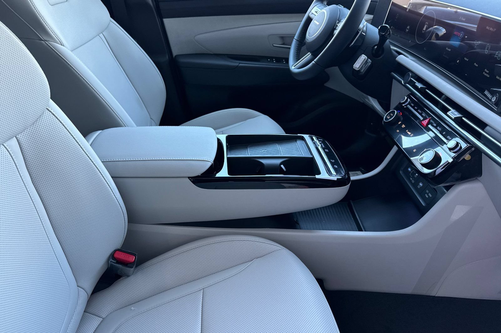 New 2026 Hyundai Tucson SEL AWD/4WD image 16