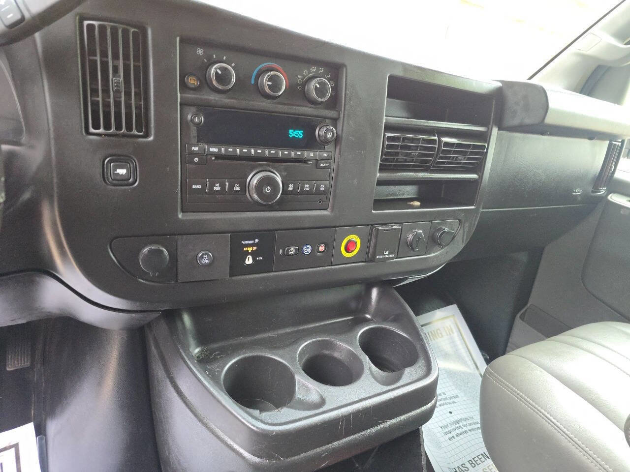 Used 2018 Chevrolet Express 2500 w/ Driver Convenience Package RWD image 22