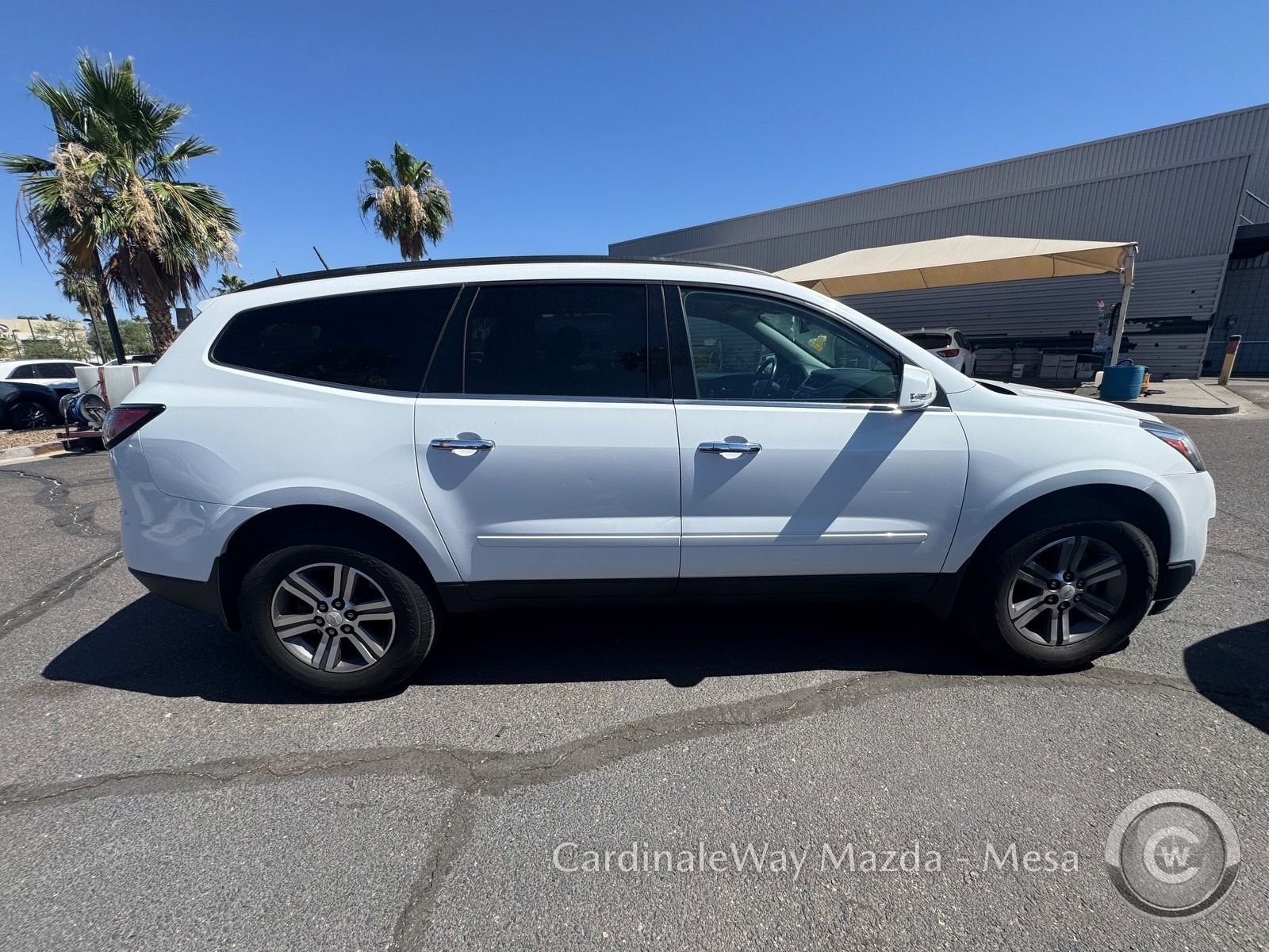 Used 2017 Chevrolet Traverse LT AWD/4WD image 3