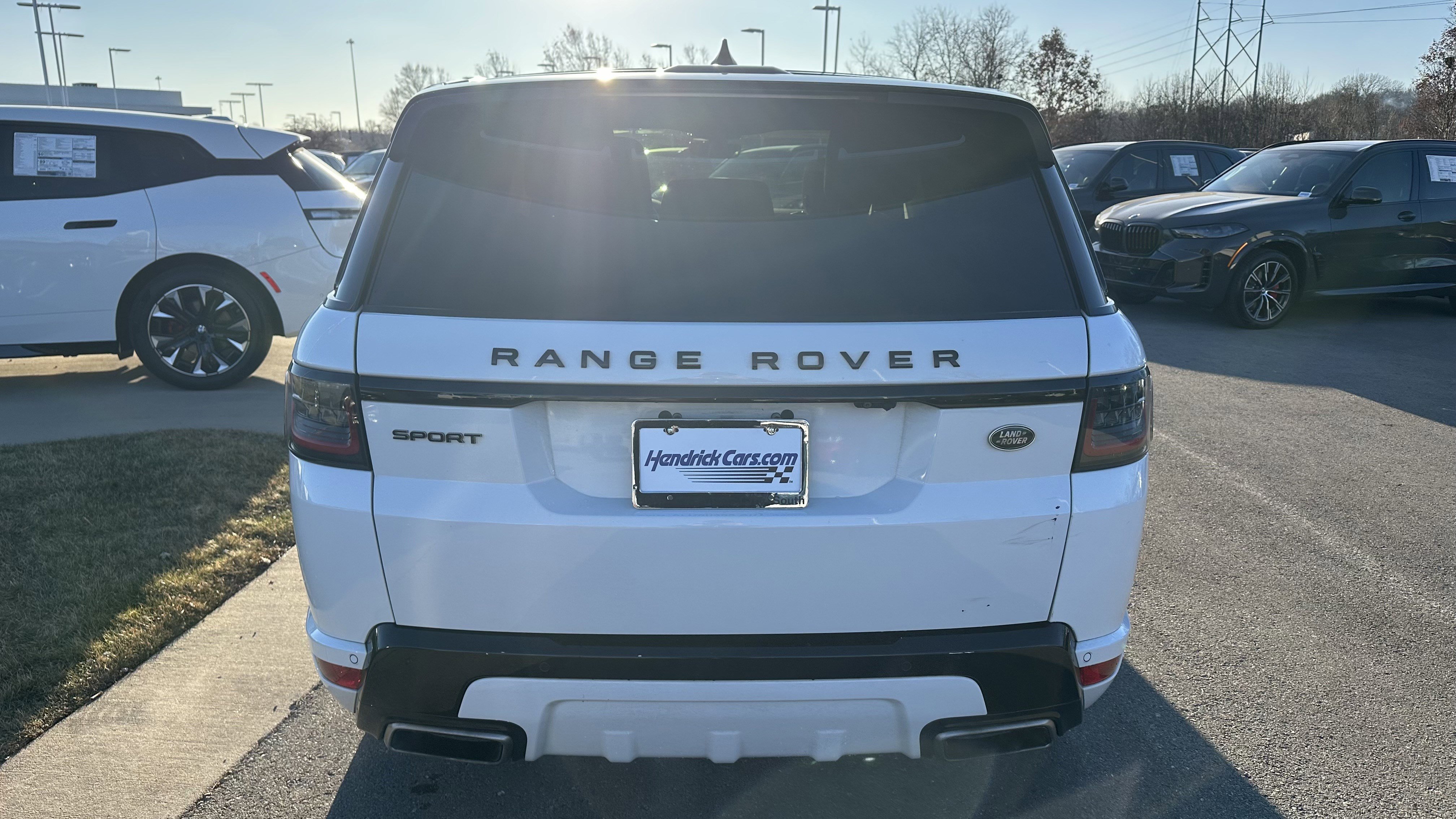 Used 2018 Land Rover Range Rover Sport HSE Dynamic image 8