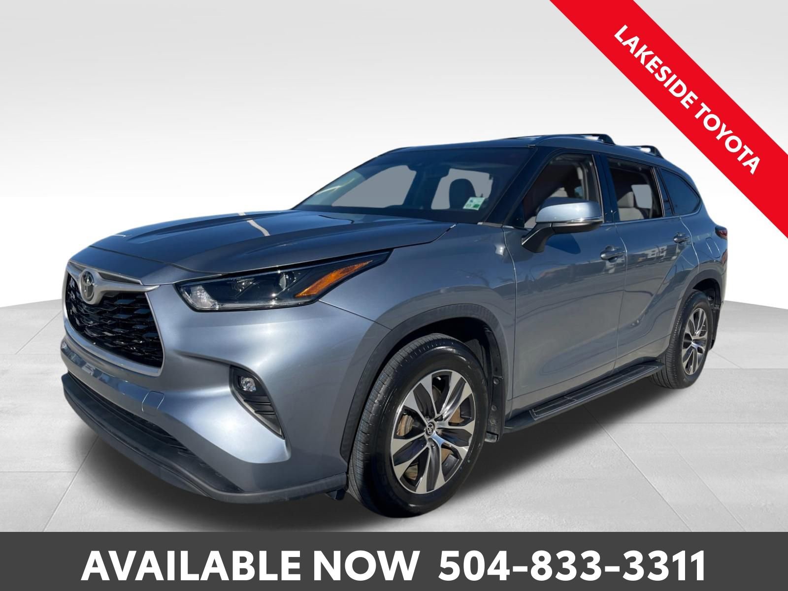 Used 2021 Toyota Highlander XLE image 1