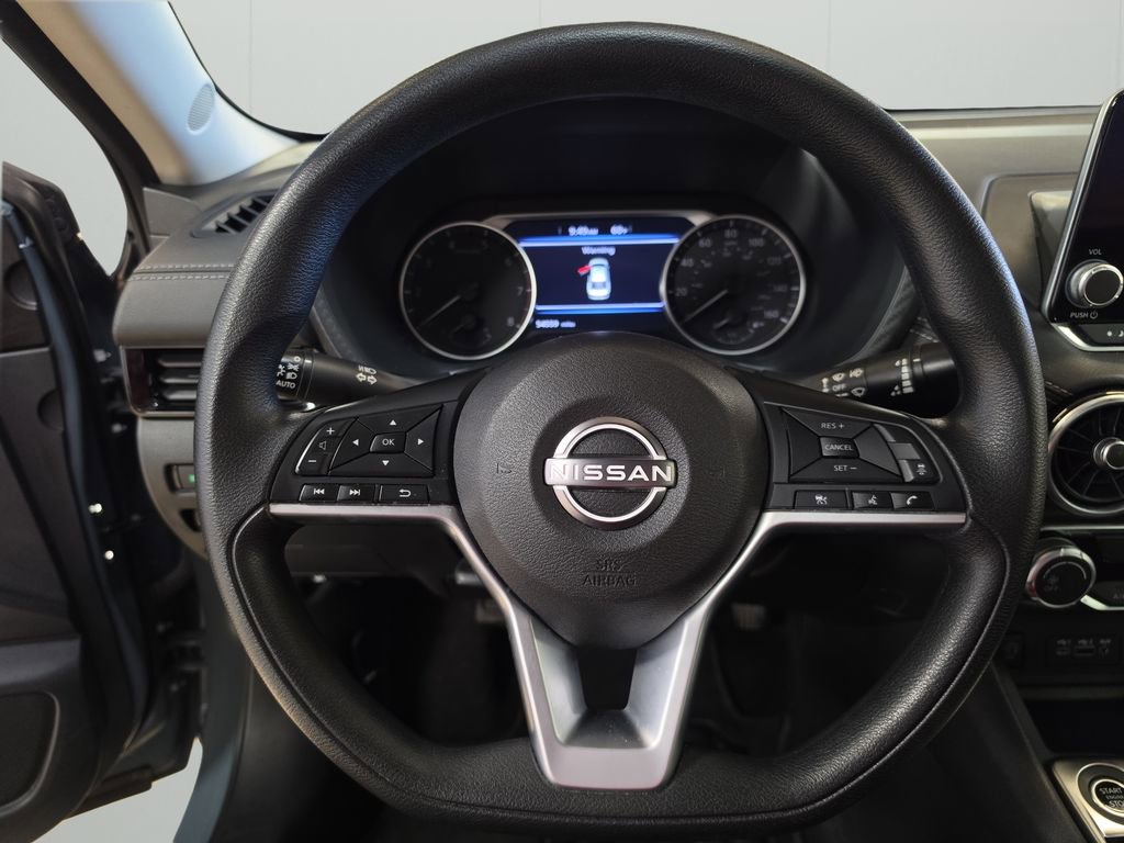 Used 2024 Nissan Sentra SV FWD image 18