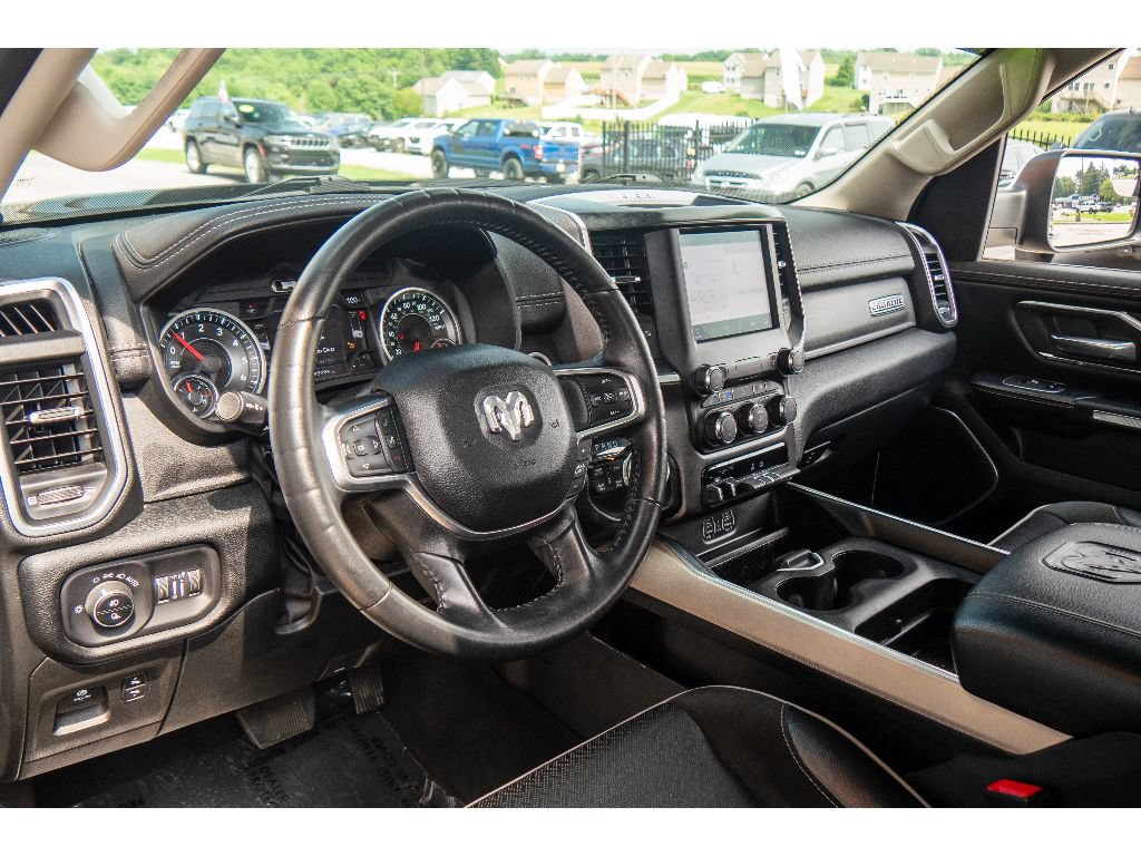 Used 2022 RAM 1500 Laramie AWD/4WD image 13