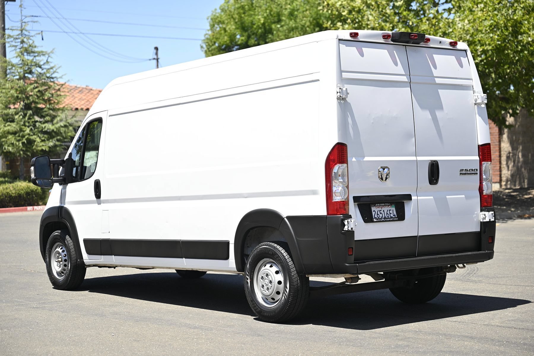 Used 2023 RAM ProMaster 2500 FWD image 7