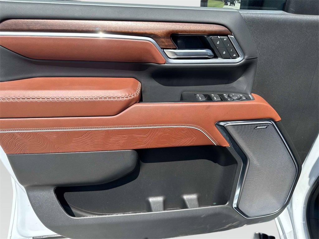 New 2026 GMC Sierra 2500 Denali Ultimate image 9