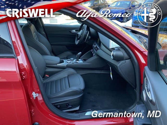 New 2024 Alfa Romeo Giulia Quadrifoglio w/ Active Assist Plus Package image 37