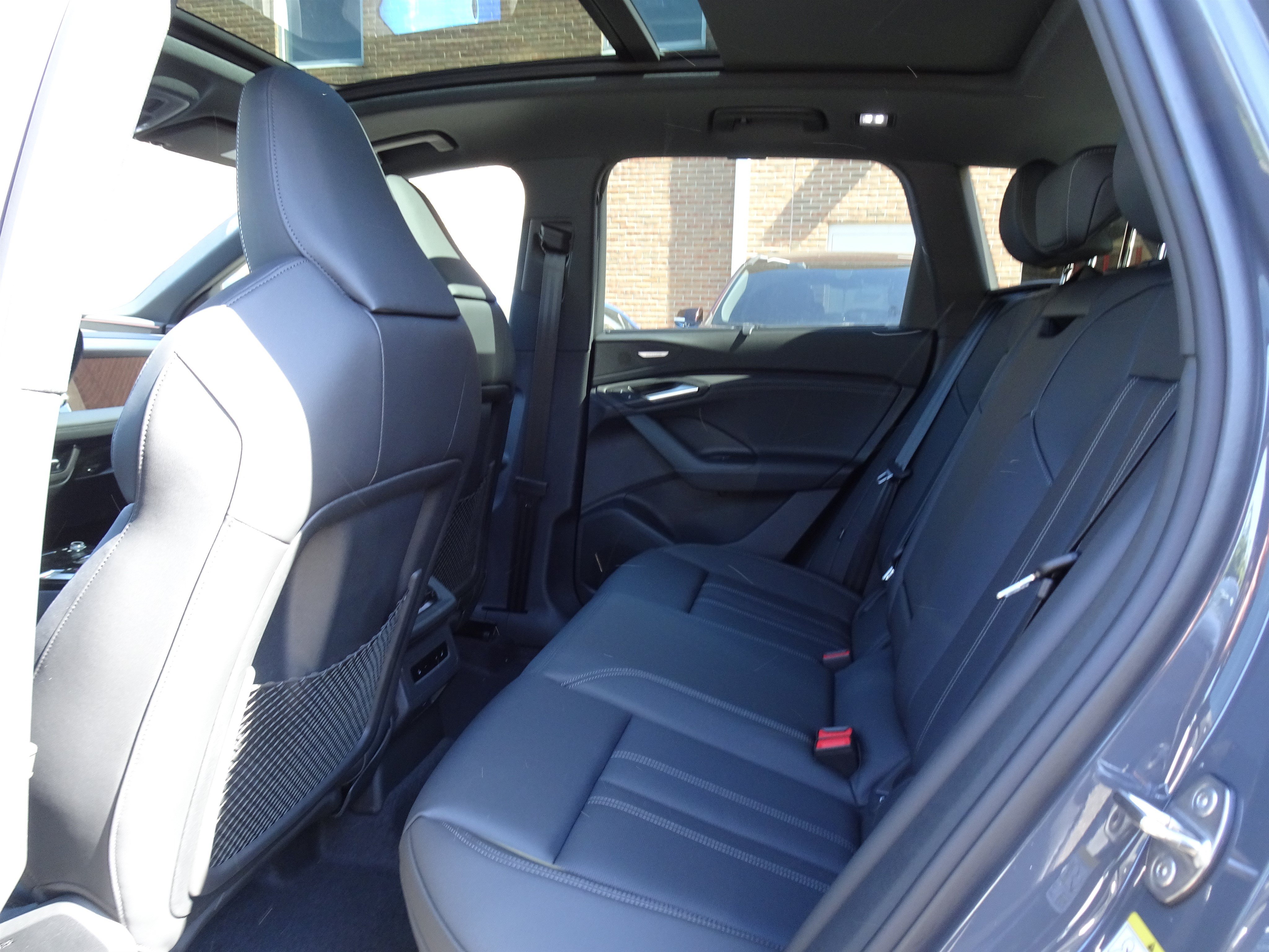 New 2027 Audi Q6 e-tron Premium Plus AWD/4WD image 6