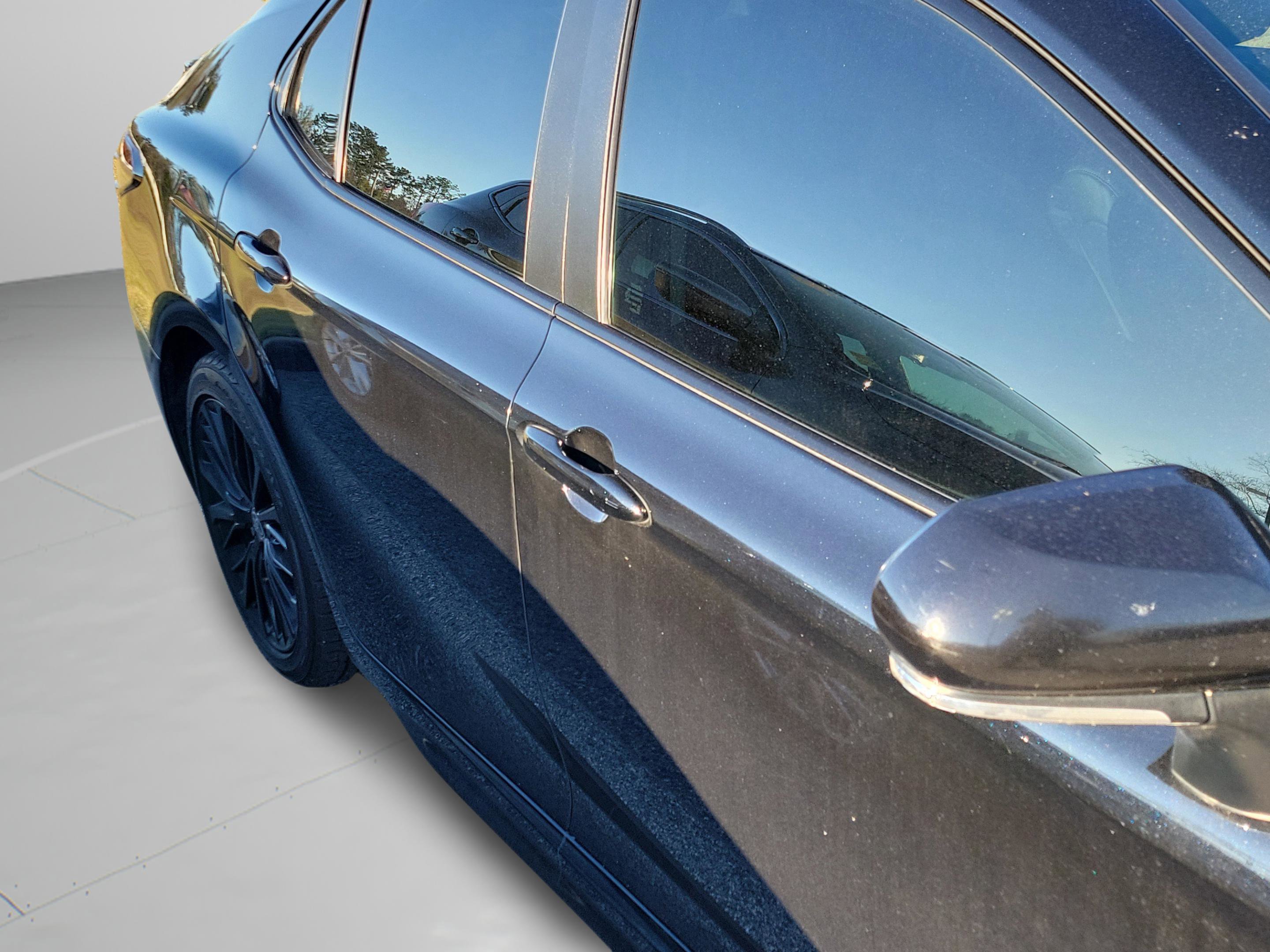 Used 2022 Toyota Camry SE image 22