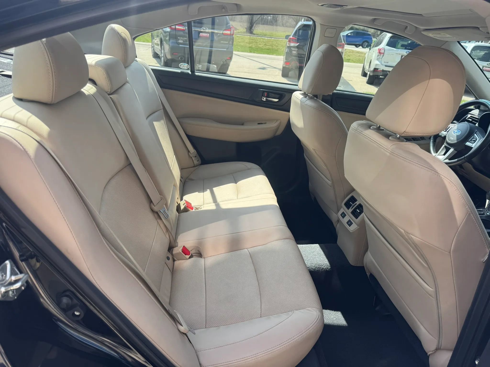 Used 2017 Subaru Legacy 2.5i Limited AWD/4WD image 15