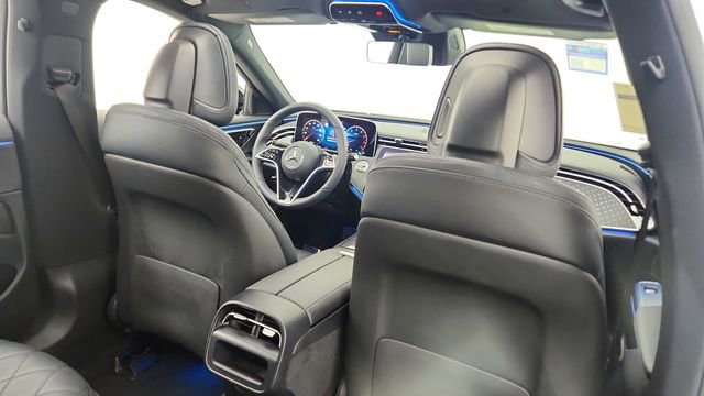 Used 2024 Mercedes-Benz E 450 4MATIC Sedan w/ Airmatic Package image 29