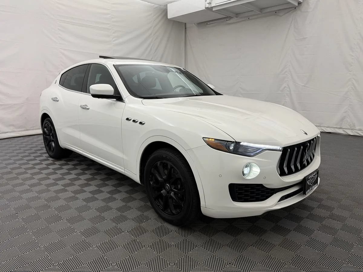 Used 2020 Maserati Levante S AWD/4WD image 4