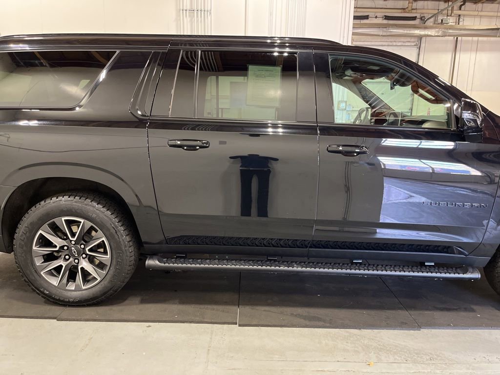 Certified 2024 Chevrolet Suburban Z71 w/ Off-Road Capability Package image 11